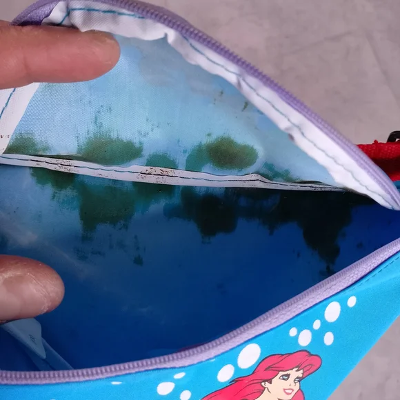 Vintage Disney Little Mermaid Fanny Pack - Blue and Red - Picture 7 of 8